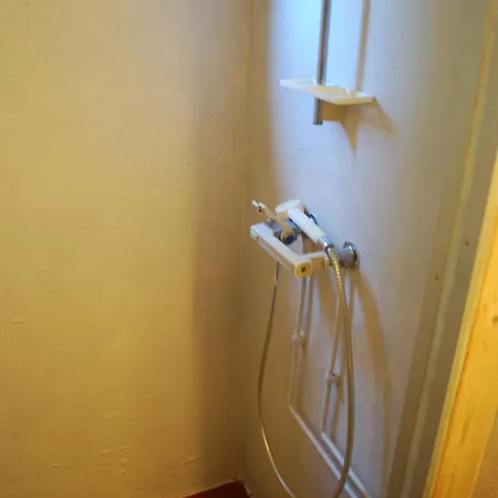 Apartman Drop In I *